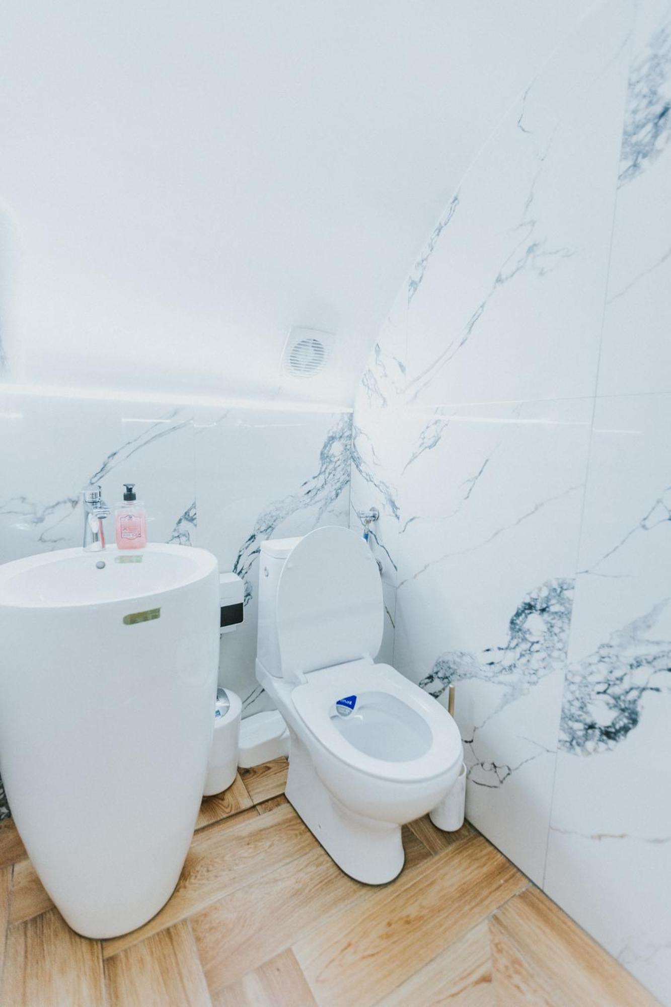 Locart -Cozy Downtown Apartment, Near Black Church With Free Wi-Fi Брашов Экстерьер фото